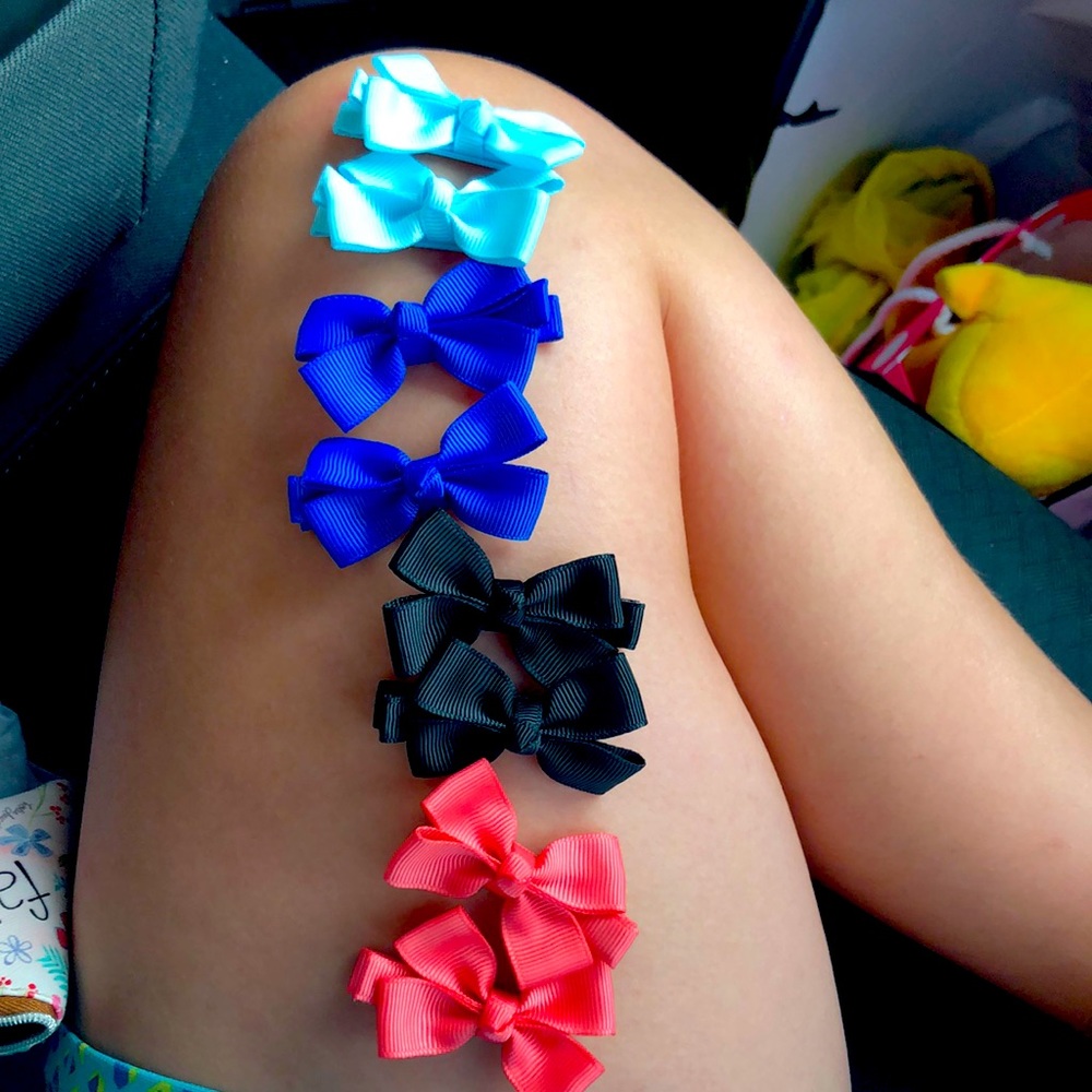Little bows